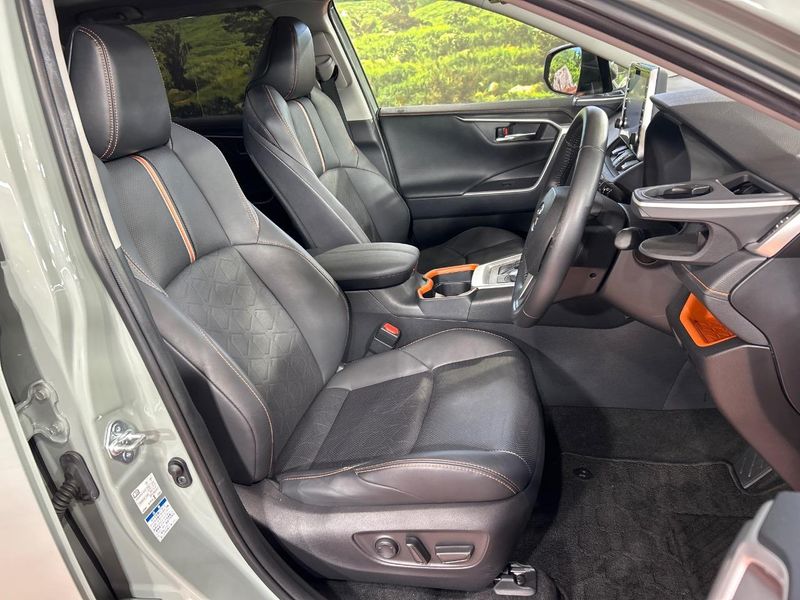 2021 Toyota RAV4 6BA-MXAA54 (UW-6aaf4ff8bb68e)[25]