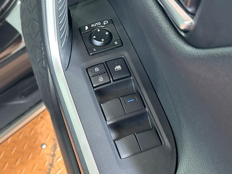 2021 Toyota RAV4 6BA-MXAA54 (UW-6aaf4ff8bb68e)[7]