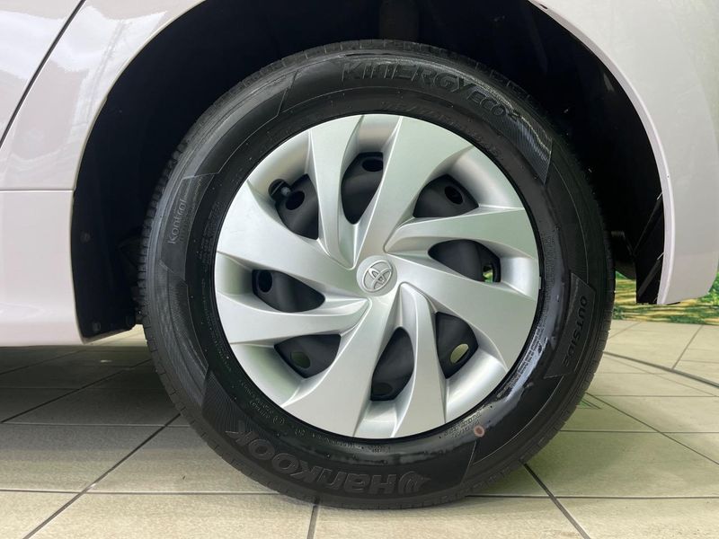 2022 Toyota Yaris 6AA-MXPH10 (UW-6aaf500c15670)[11]