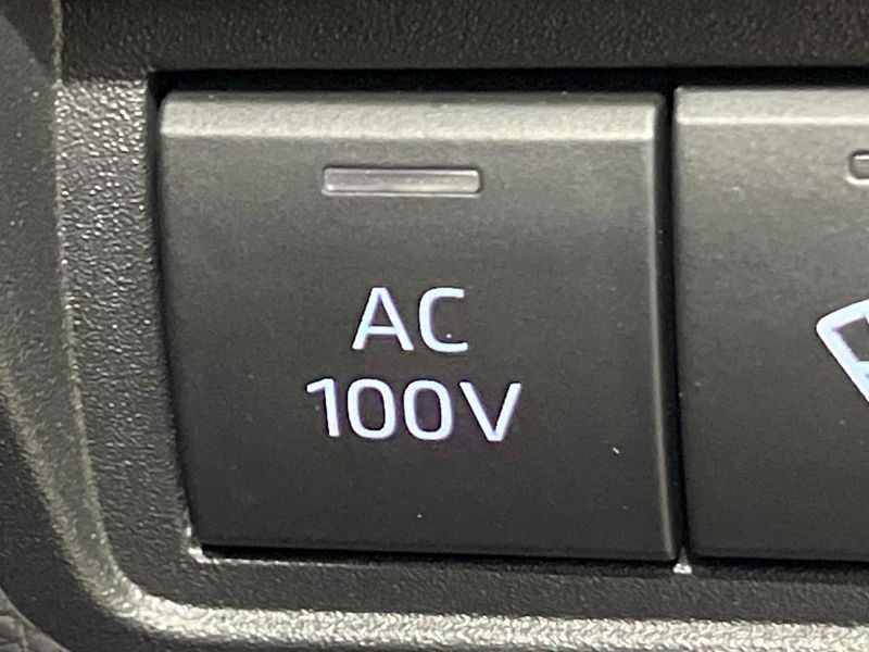 2023 Toyota Yaris 6AA-MXPH10 (UW-6aaf500c263f3)[27]