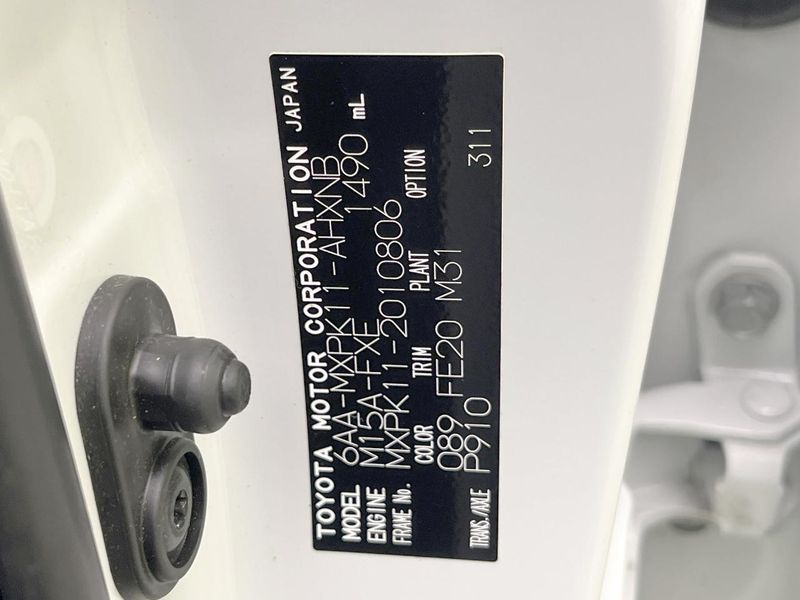 2021 Toyota Aqua 6AA-MXPK11 (UW-6aaf501c8bf46)[1]