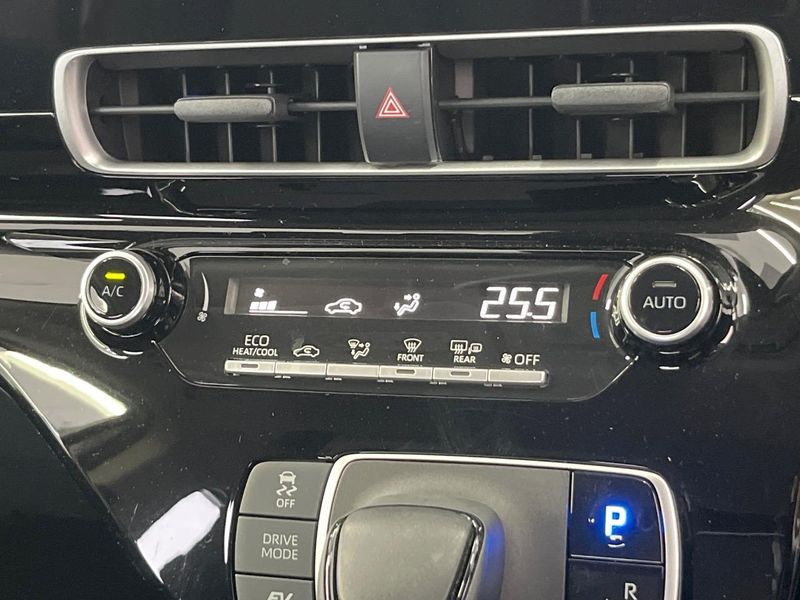 2022 Toyota Aqua 6AA-MXPK11 (UW-6aaf501f2be06)[10]