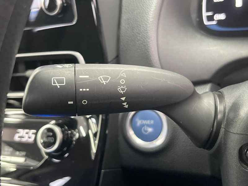 2022 Toyota Aqua 6AA-MXPK11 (UW-6aaf501f2be06)[16]