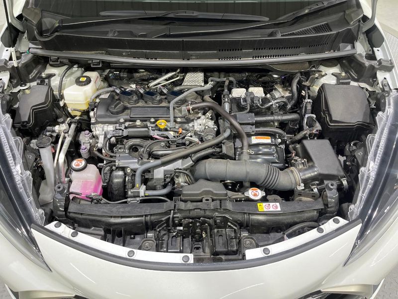 2024 Toyota Aqua 6AA-MXPK11 (UW-6aaf502349695)[4]