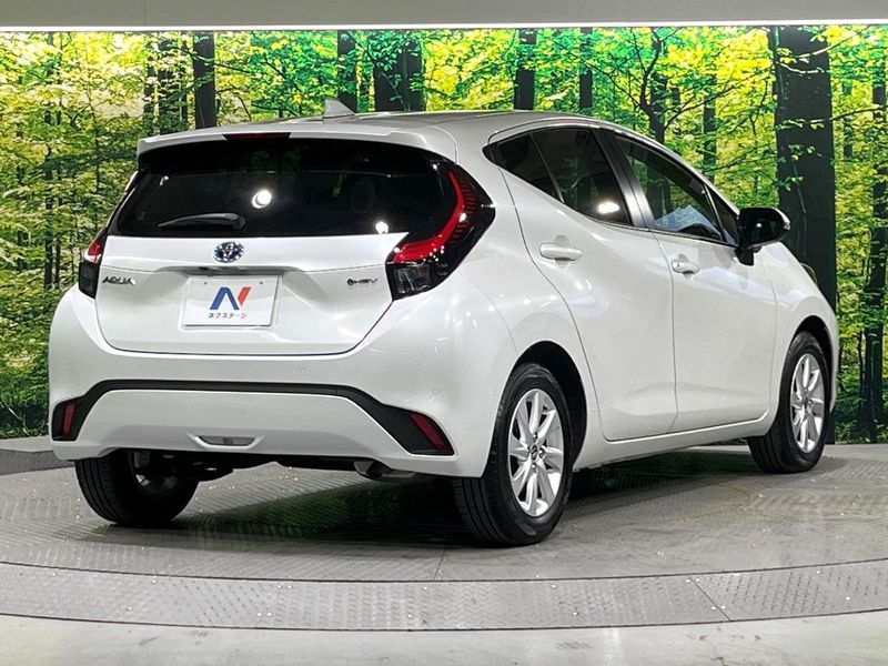 2024 Toyota Aqua 6AA-MXPK11 (UW-6aaf502349695)[9]