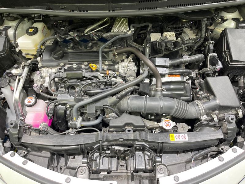 2025 Toyota Aqua 6AA-MXPK16 (UW-6aaf50244ce3c)[12]