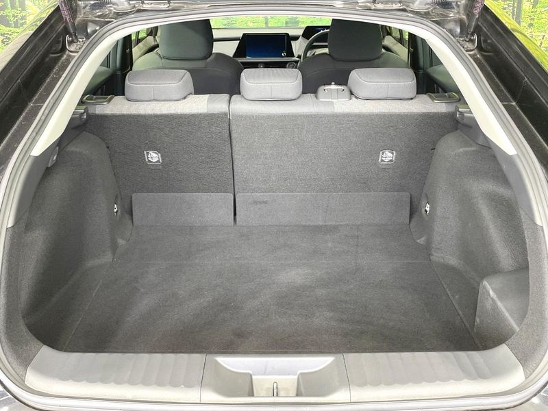 2025 Toyota Prius 6AA-MXWH60 (UW-6aaf504416119)[6]