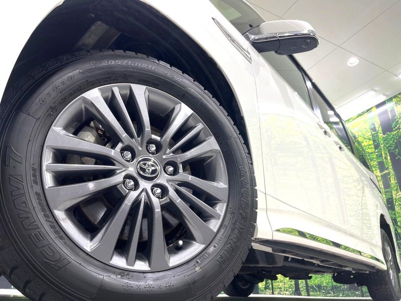 2022 Toyota Voxy 6BA-MZRA95W (UW-6aaf505362873)[7]