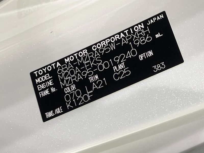 2024 Toyota Noah 6BA-MZRA95W (UW-6aaf505412857)[1]
