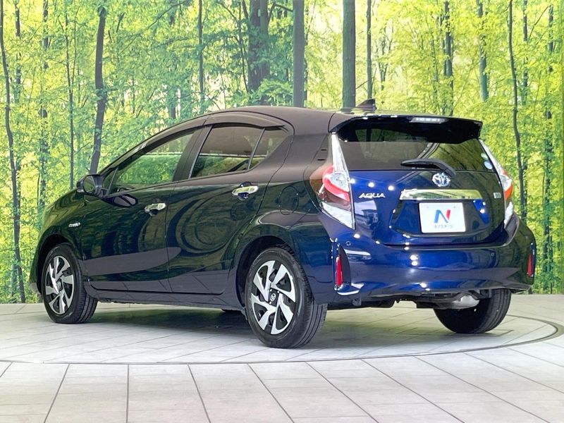 2020 Toyota Aqua DAA-NHP10 (UW-6aaf505febd2c)[10]