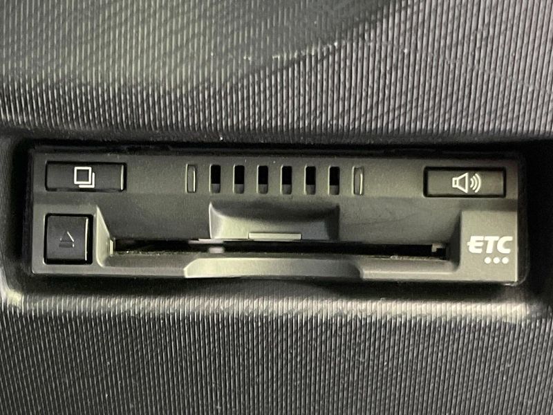 2020 Toyota Aqua DAA-NHP10 (UW-6aaf505febd2c)[17]