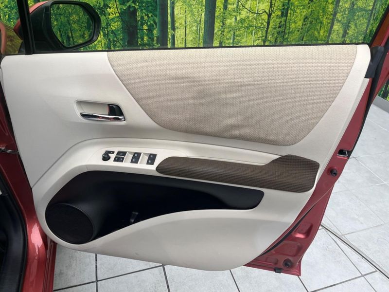 2015 Toyota Sienta DBA-NSP170G (UW-6aaf50729b7ad)[9]