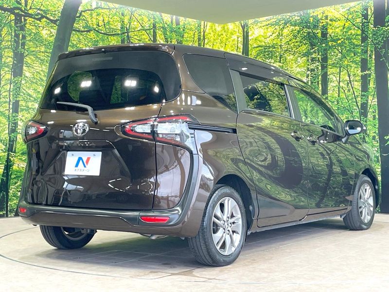 2017 Toyota Sienta DBA-NSP170G (UW-6aaf5074df725)[8]