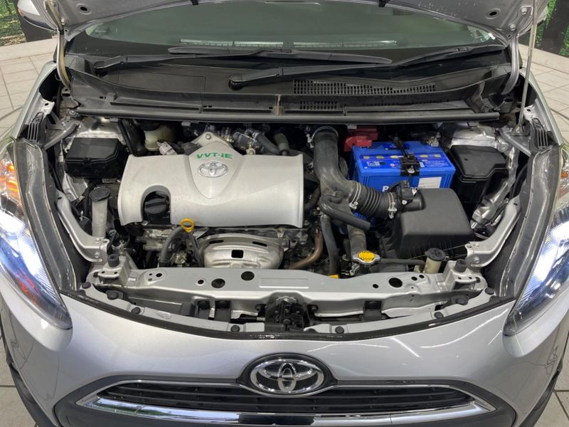 2017 Toyota Sienta DBA-NSP170G (UW-6aaf50753dcd6)[16]