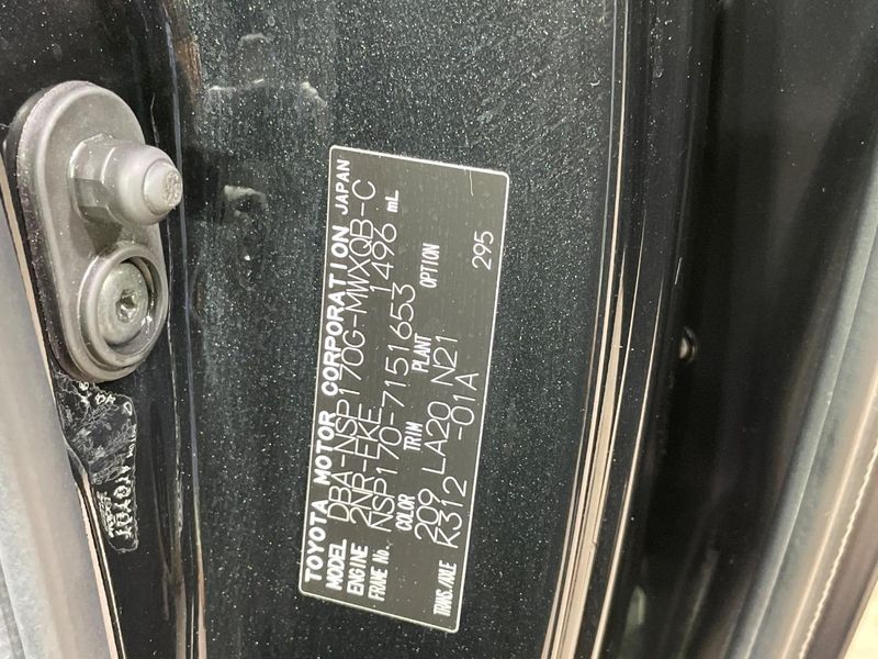 2018 Toyota Sienta DBA-NSP170G (UW-6aaf507697280)[1]