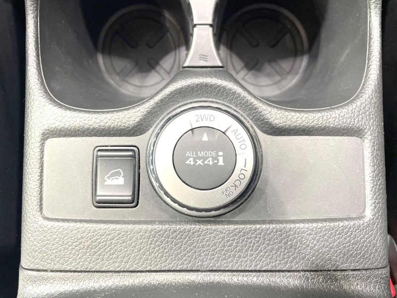 2018 Nissan X-Trail DBA-NT32 (UW-6aaf507eadc6c)[24]