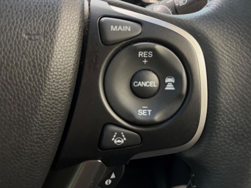 2017 Honda Stepwgn Spada DBA-RP4 (UW-6aaf508e12b4e)[15]