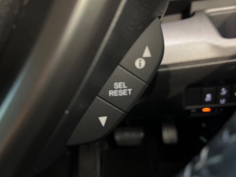 2017 Honda Stepwgn Spada DBA-RP4 (UW-6aaf508e12b4e)[16]