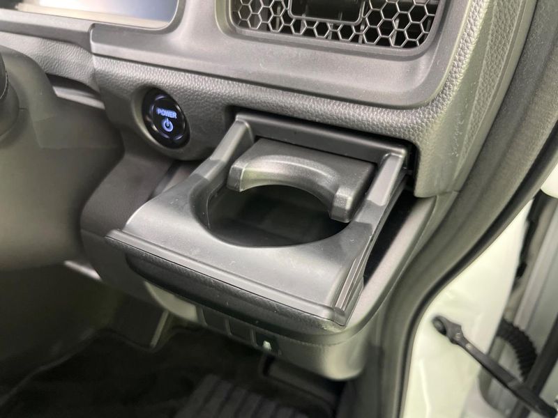 2024 Honda Step Wagon 6AA-RP8 (UW-6aaf50929d9f6)[8]
