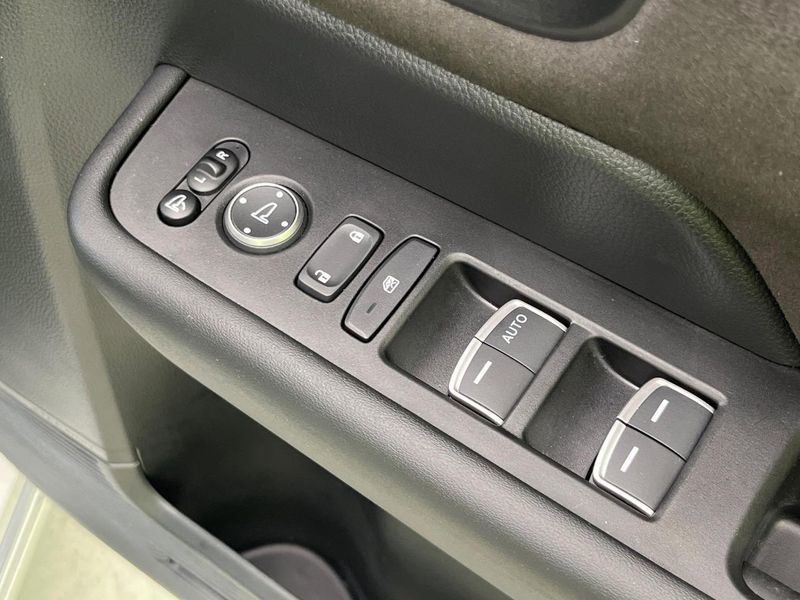 2024 Honda Step Wagon 6AA-RP8 (UW-6aaf50929d9f6)[6]