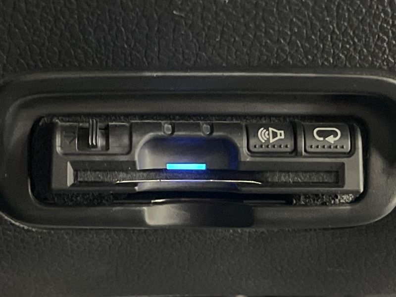 2014 Honda Vezel DAA-RU3 (UW-6aaf5096d716b)[26]
