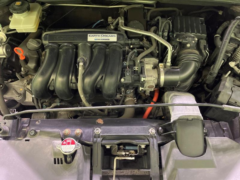 2014 Honda Vezel DAA-RU3 (UW-6aaf5096d716b)[14]