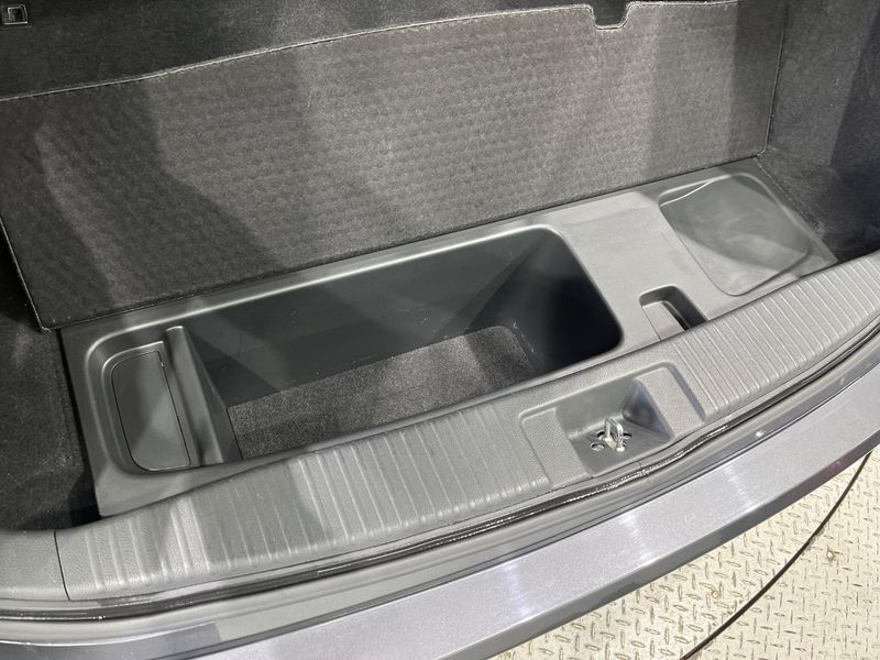 2014 Honda Vezel DAA-RU3 (UW-6aaf5096d716b)[11]