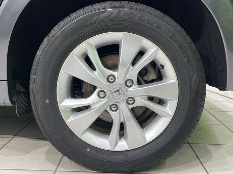2015 Honda Vezel DAA-RU3 (UW-6aaf5096eb719)[11]