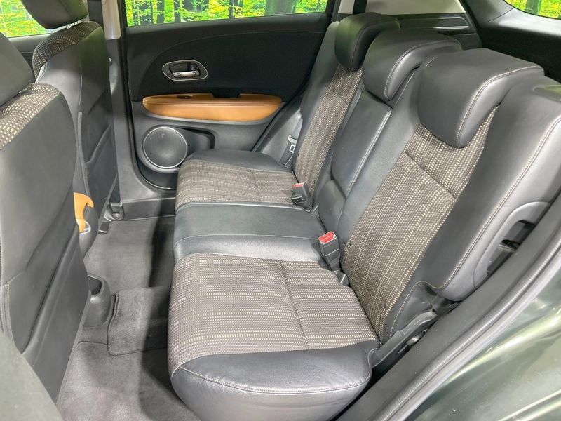 2016 Honda Vezel DAA-RU3 (UW-6aaf5098ca7b6)[21]