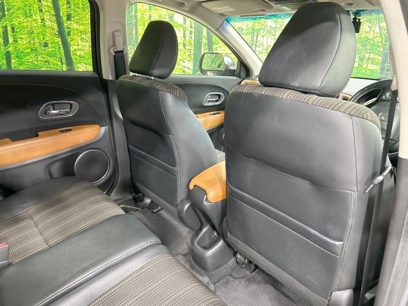 2016 Honda Vezel DAA-RU3 (UW-6aaf5098ca7b6)[23]