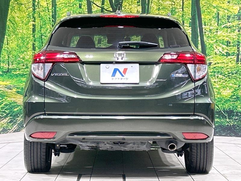 2016 Honda Vezel DAA-RU3 (UW-6aaf5098ca7b6)[11]