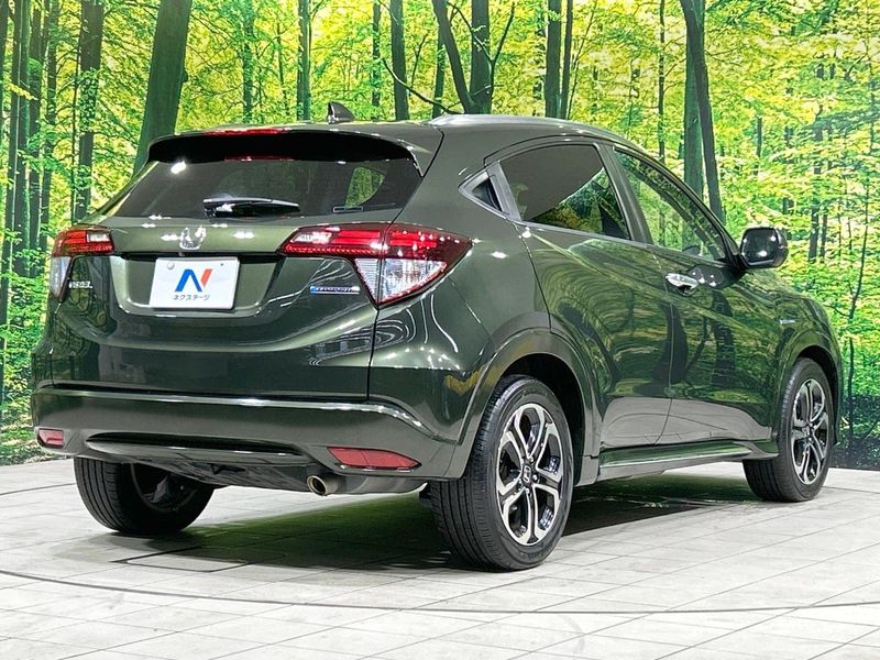 2016 Honda Vezel DAA-RU3 (UW-6aaf5098ca7b6)[10]