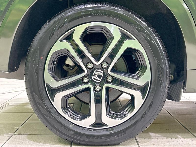 2016 Honda Vezel DAA-RU3 (UW-6aaf5098ca7b6)[14]