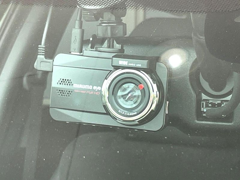 2016 Honda Vezel DAA-RU3 (UW-6aaf5099bdfaa)[15]