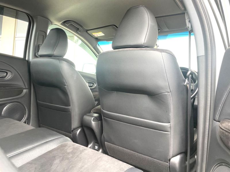2016 Honda Vezel DAA-RU3 (UW-6aaf5099bdfaa)[24]