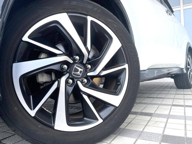 2016 Honda Vezel DAA-RU3 (UW-6aaf5099bdfaa)[7]