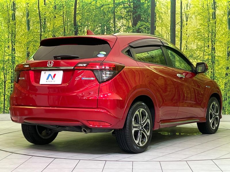 2020 Honda Vezel DAA-RU3 (UW-6aaf509c4e589)[8]
