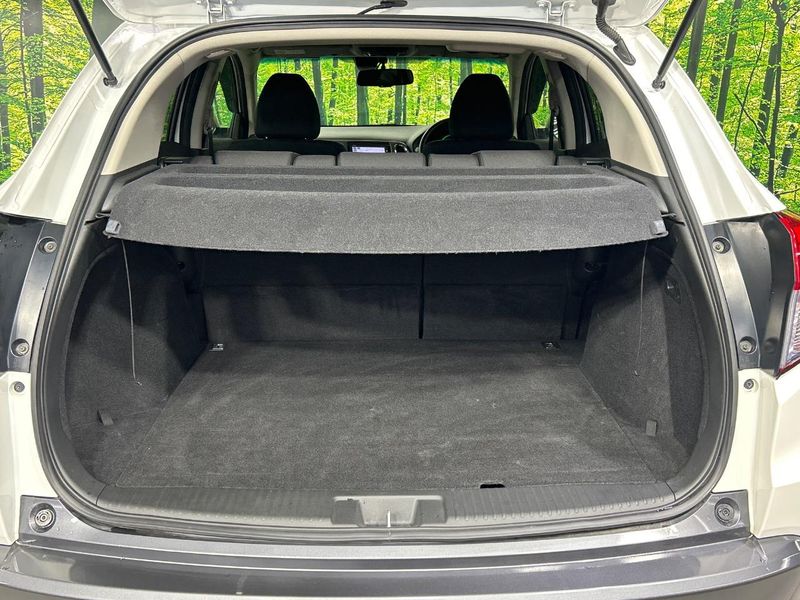 2018 Honda Vezel DAA-RU4 (UW-6aaf509d24786)[8]