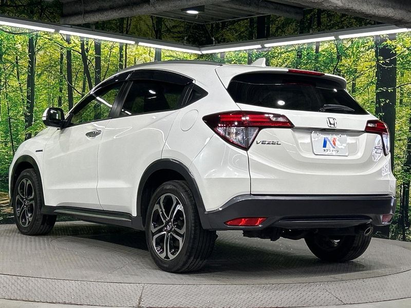 2018 Honda Vezel DAA-RU4 (UW-6aaf509d24786)[11]