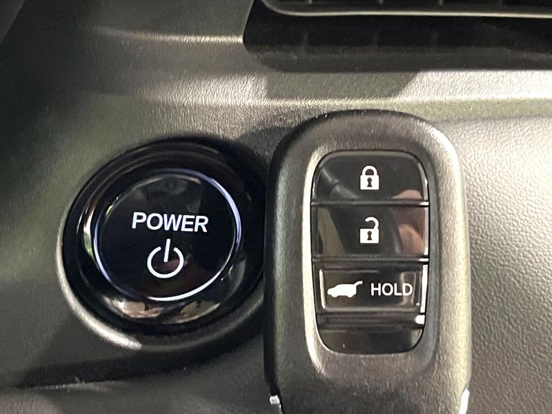 2021 Honda Vezel 6AA-RV5 (UW-6aaf509e7dca2)[9]