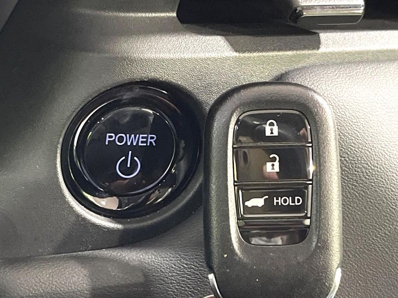 2021 Honda Vezel 6AA-RV5 (UW-6aaf50a020613)[9]