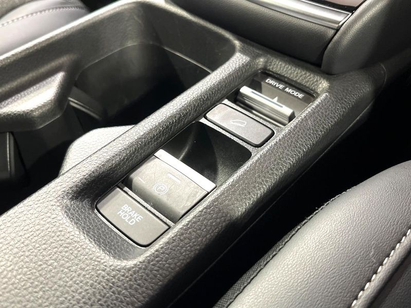 2021 Honda Vezel 6AA-RV5 (UW-6aaf50a020613)[14]