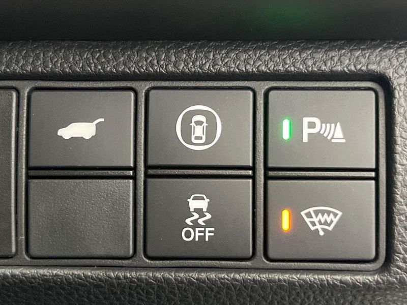 2021 Honda Vezel 6AA-RV5 (UW-6aaf50a0301b8)[21]