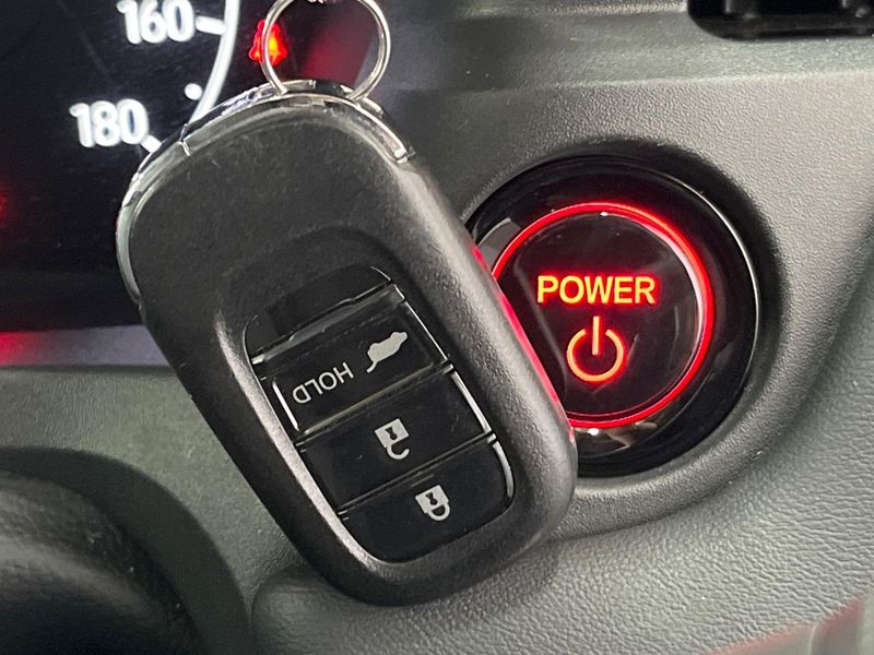 2021 Honda Vezel 6AA-RV5 (UW-6aaf50a0301b8)[8]