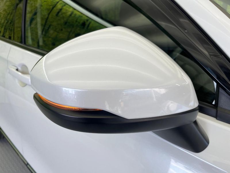 2022 Honda Vezel 6AA-RV5 (UW-6aaf50a27d0c5)[15]