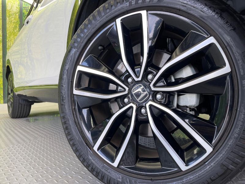 2022 Honda Vezel 6AA-RV5 (UW-6aaf50a27d0c5)[17]