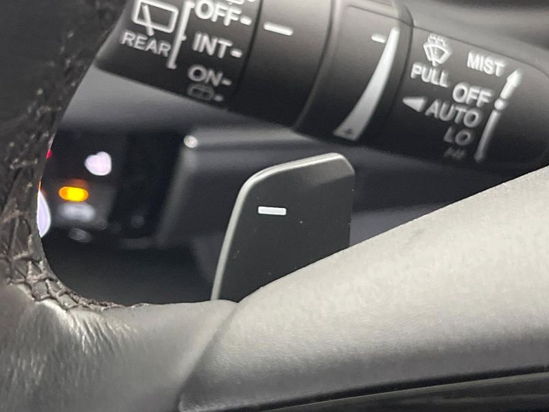 2022 Honda Vezel 6AA-RV5 (UW-6aaf50a2bdc2d)[28]