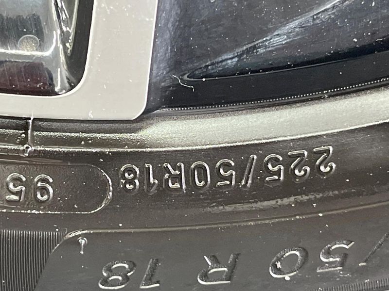 2022 Honda Vezel 6AA-RV5 (UW-6aaf50a2bdc2d)[14]