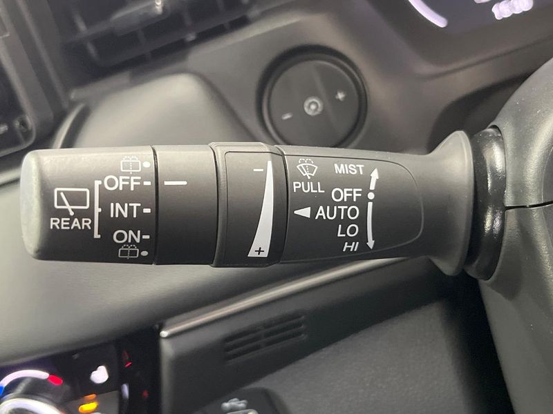 2022 Honda Vezel 6AA-RV5 (UW-6aaf50a2bdc2d)[25]