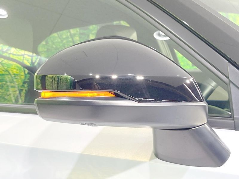 2024 Honda Vezel 6AA-RV5 (UW-6aaf50ab8737c)[21]